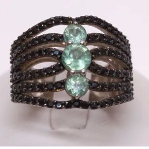 Size 7 Light Green Emerald and Black Spinel Ring JTV Ross-Simon Victoria Wieck